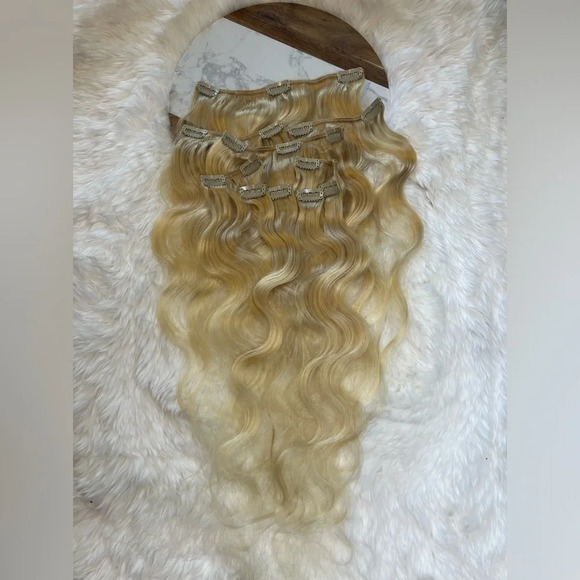 20 Inch Human hair Light Blonde Clip in extensions - Picture 1 of 6